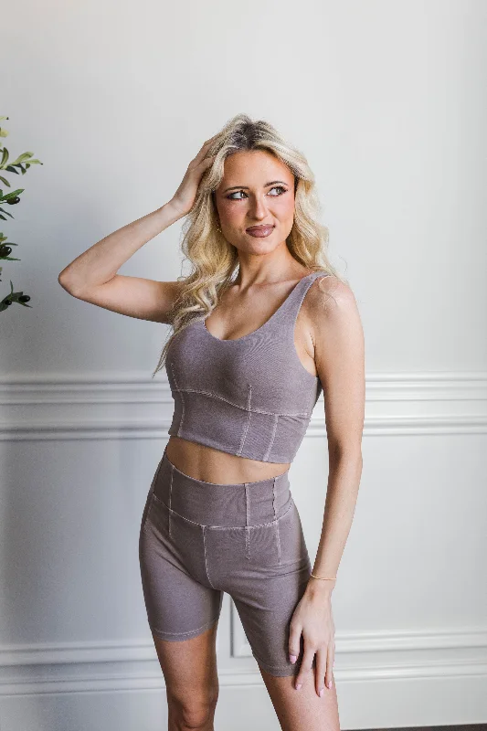 Ashlyn Active Set