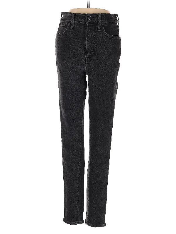 High-Rise Straight-leg Jeans in Dark Wash