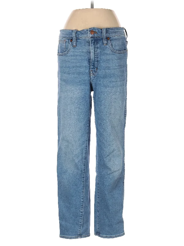 Mid-Rise Straight-leg Jeans in Light Wash